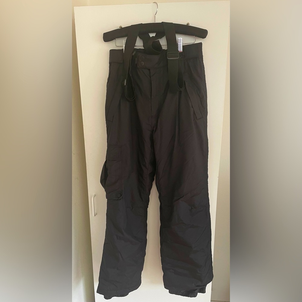 Small Black Ski Snow / snowboard Pants 
Brand: Sport essentials